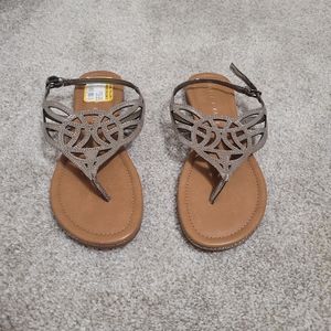 Kelly & Katie Sandals